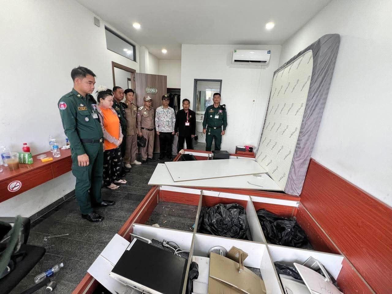 亚太警务报道｜柬埔寨柴桢省捣毁电诈窝点 8名越南籍嫌疑人被捕-亞太之聲電視台