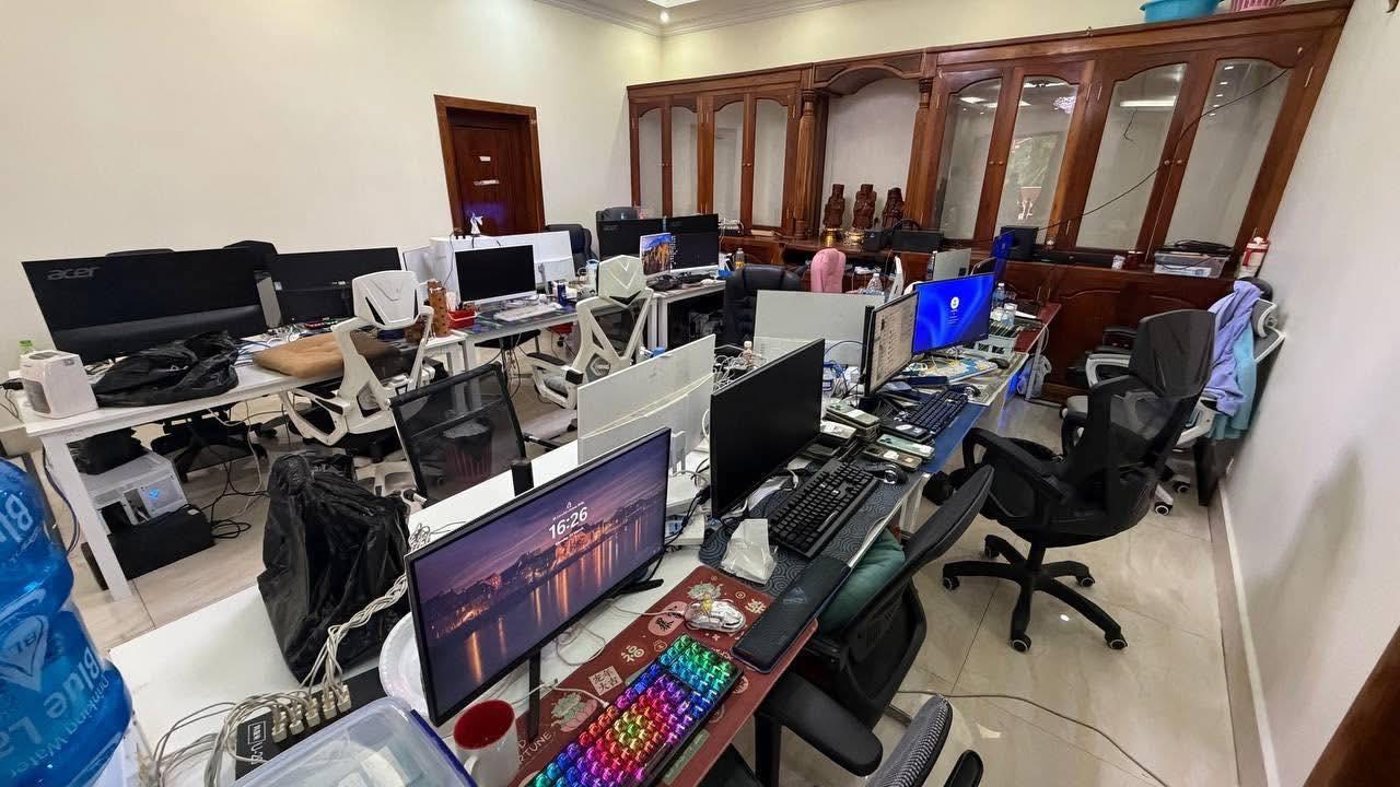 亚太警务报道｜西港突袭别墅电诈窝点 20 人落网 柬方 4 月底前清零倒计时-亞太之聲電視台