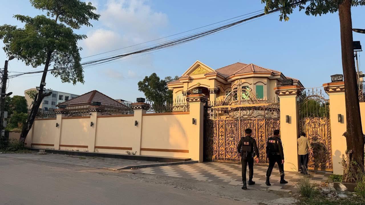 亚太警务报道｜西港突袭别墅电诈窝点 20 人落网 柬方 4 月底前清零倒计时