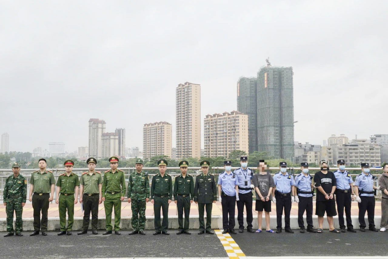 亚太警务报道｜越南驱逐6名企图偷渡回国的中国公民 芒街口岸完成移交-亞太之聲電視台