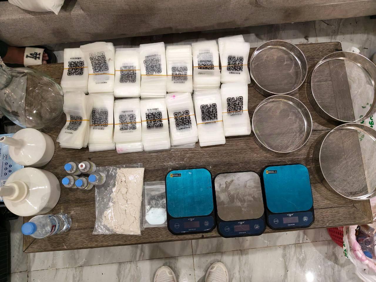 亚太警务报道｜涉枪又涉毒！金边突袭别墅区 4名中国籍人员被抓