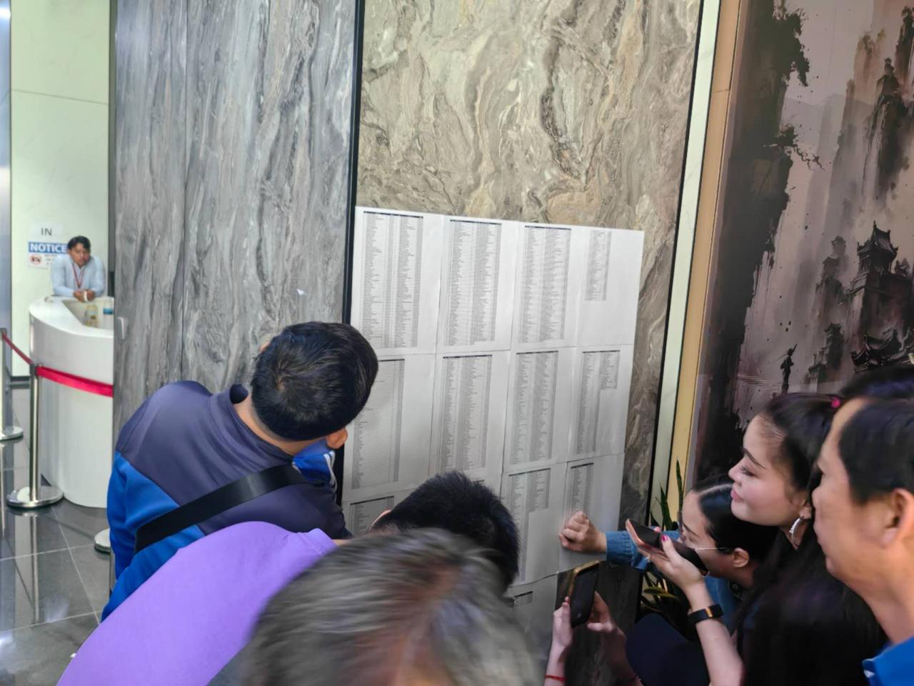 柬埔寨胖大银行赔付首日：储户焦虑难平 20万美元存款仍无法取出