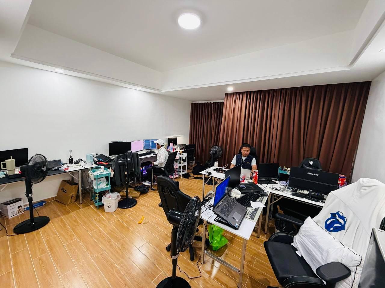 金边雷霆扫诈！森速区别墅窝点被端，27 名涉诈人员落网