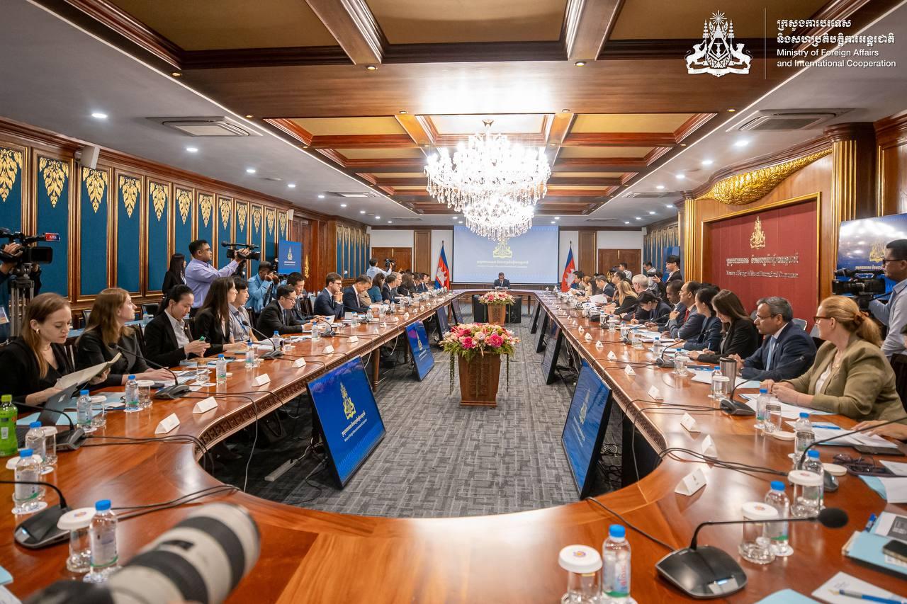 亚太警务报道｜柬埔寨向国际求援应对 AI 电诈与加密犯罪 技术反诈 + 制度治理双轨升级-亞太之聲電視台