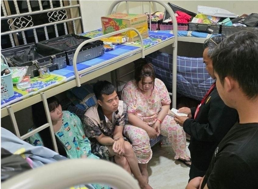 柬埔寨柴桢木牌宪兵突袭 “利萨” 客栈，16 名外籍涉诈涉毒嫌疑人落网