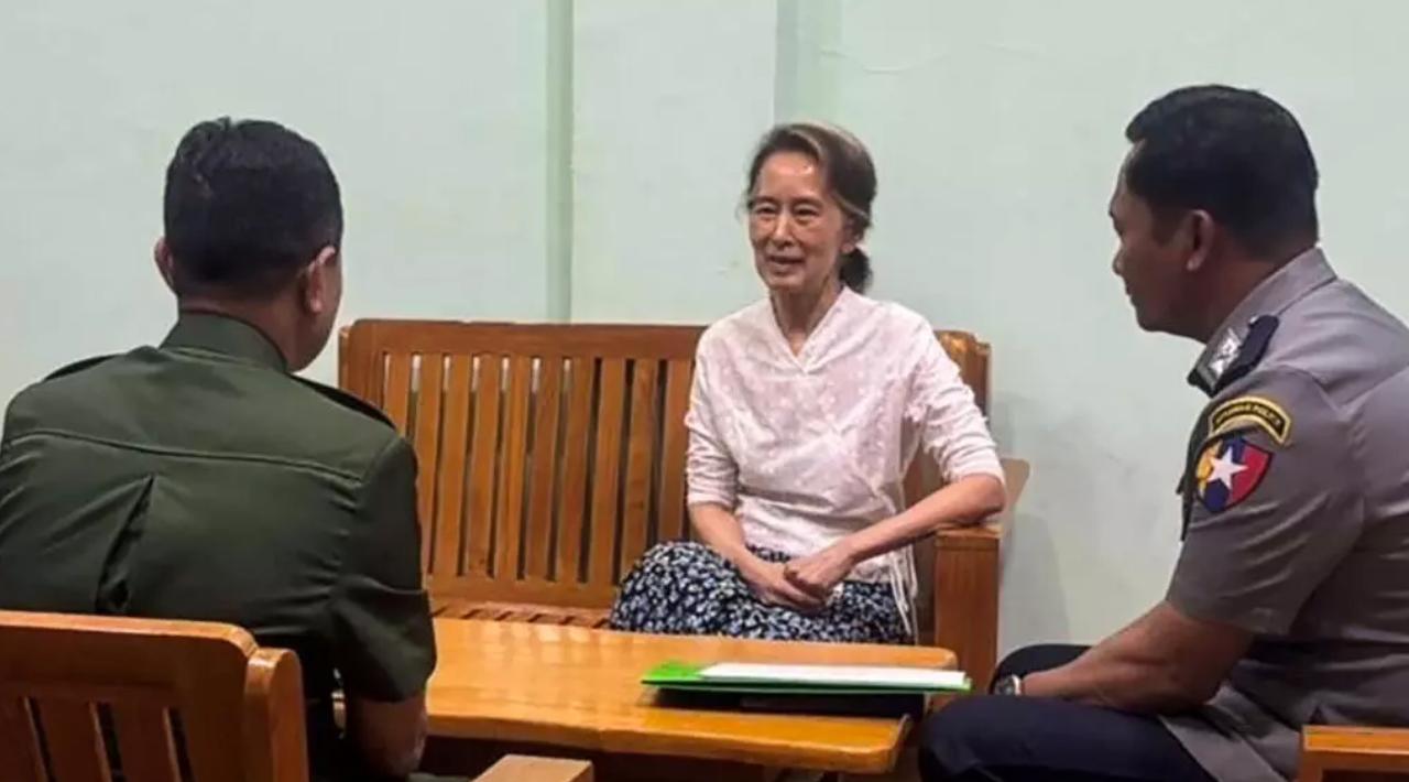 缅甸昂山素季两周内二次减刑 由监禁转为软禁 中方回应-亞太之聲電視台