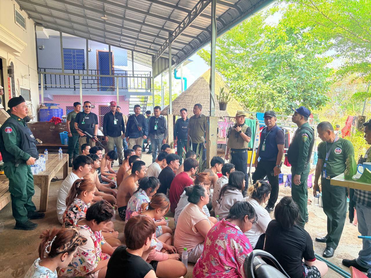 柬埔寨波贝再捣非法拘禁窝点 成功解救 28 名被囚泰国公民